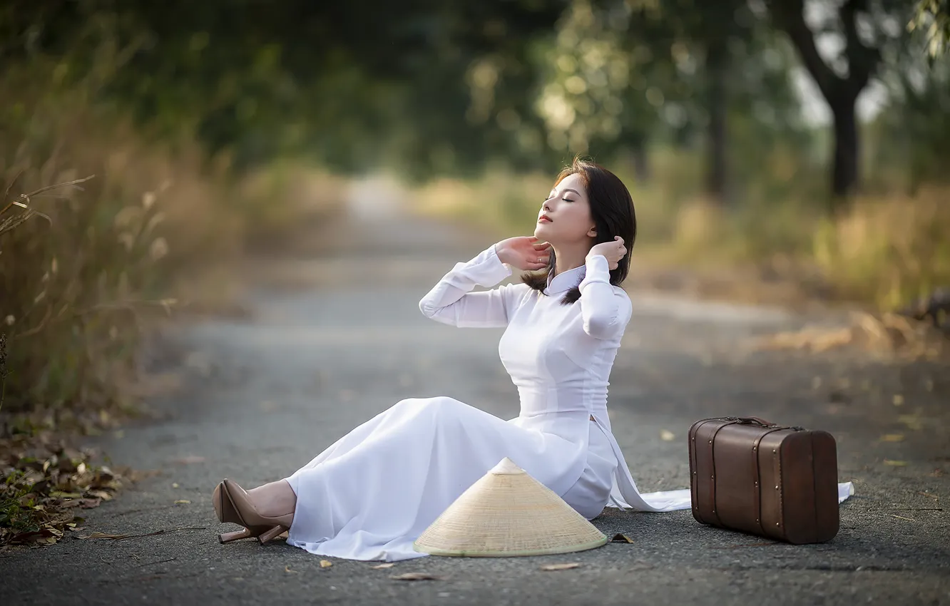 Photo wallpaper girl, nature, suitcase, Asian