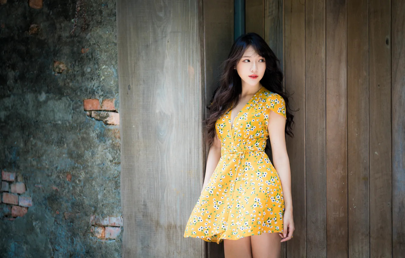 Photo wallpaper look, posing, look, posing, cute girl, yellow dress, cute girl, yellow dress