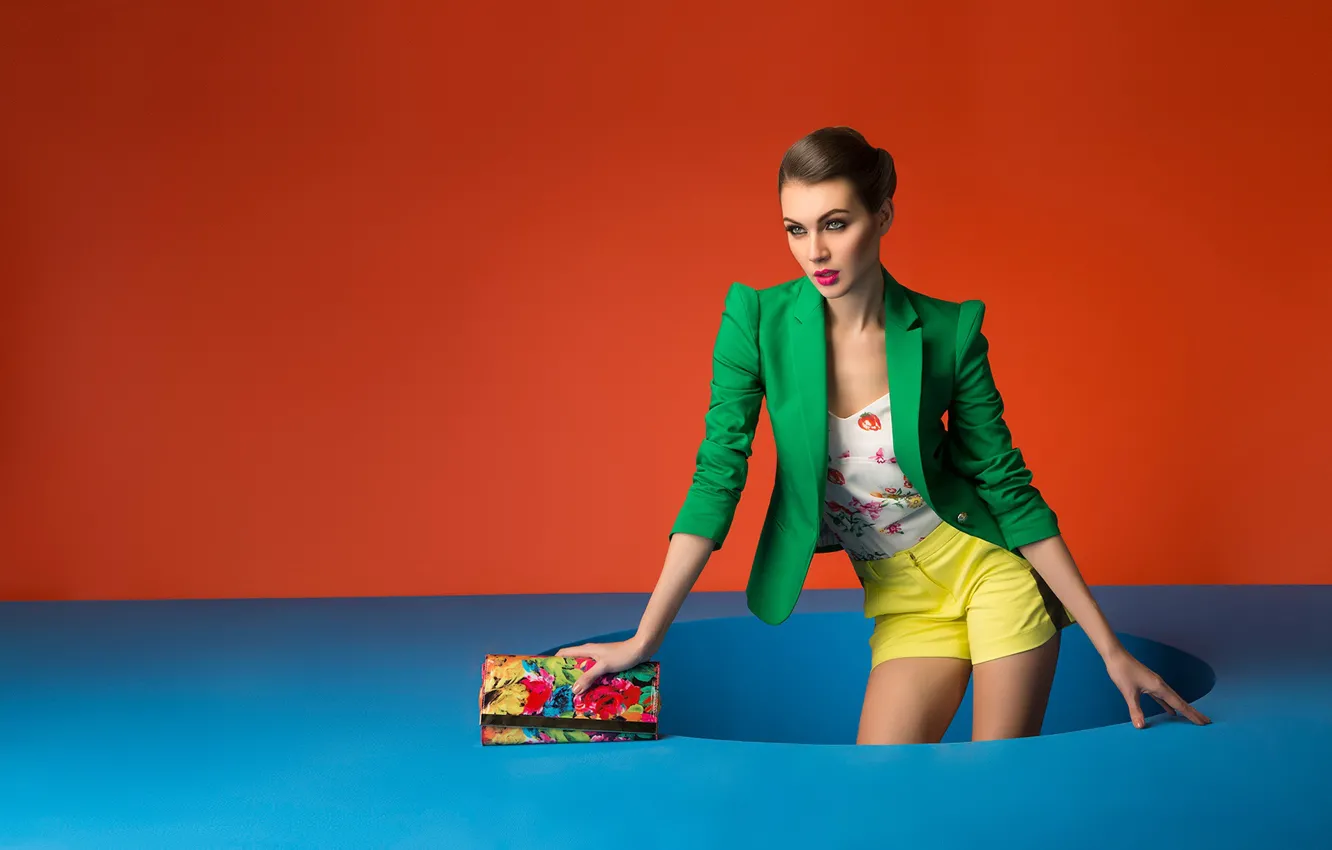 Photo wallpaper girl, hot, sexy, fashion, eyes, smile, beautiful, figure