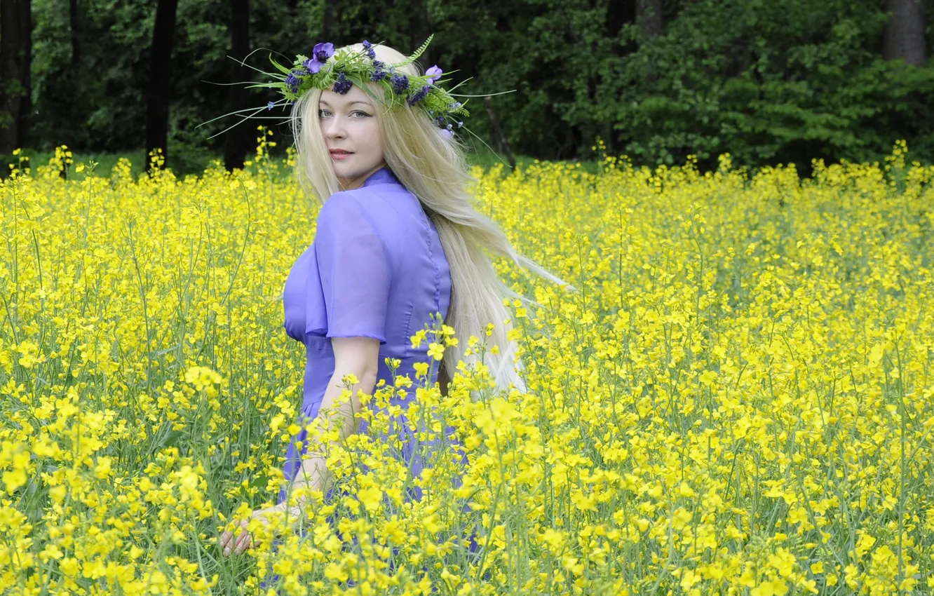 Photo wallpaper look, girl, flowers, blonde, wreath