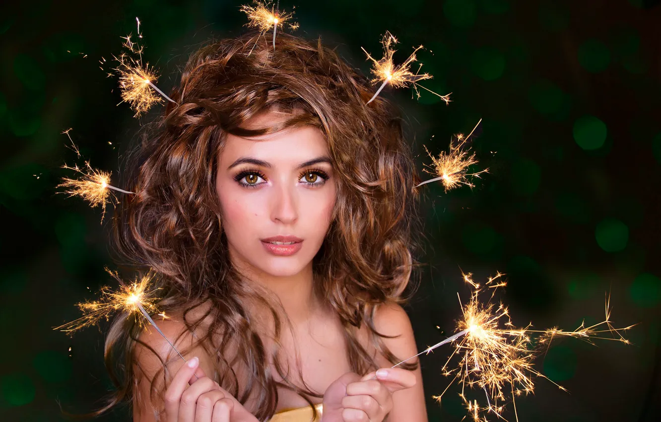Photo wallpaper portrait, makeup, hairstyle, sparklers, it's just a holiday for you