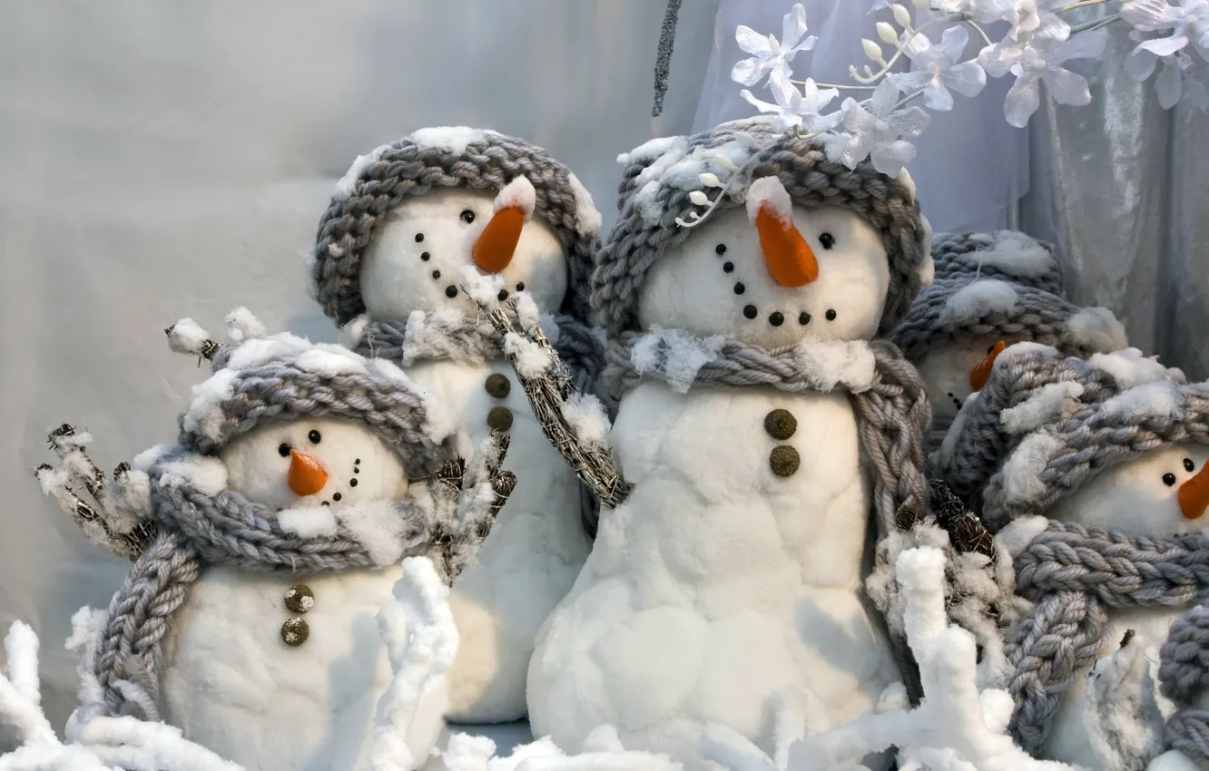 Photo wallpaper winter, new year, snowmen, grey, smiling, fun, White snowmans, scarves