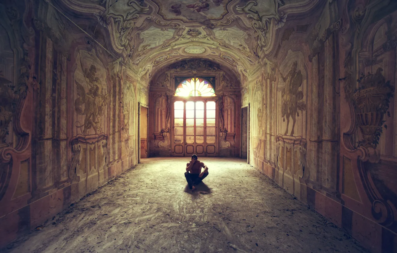 Photo wallpaper shadow, the door, window, corridor, male, sunlight