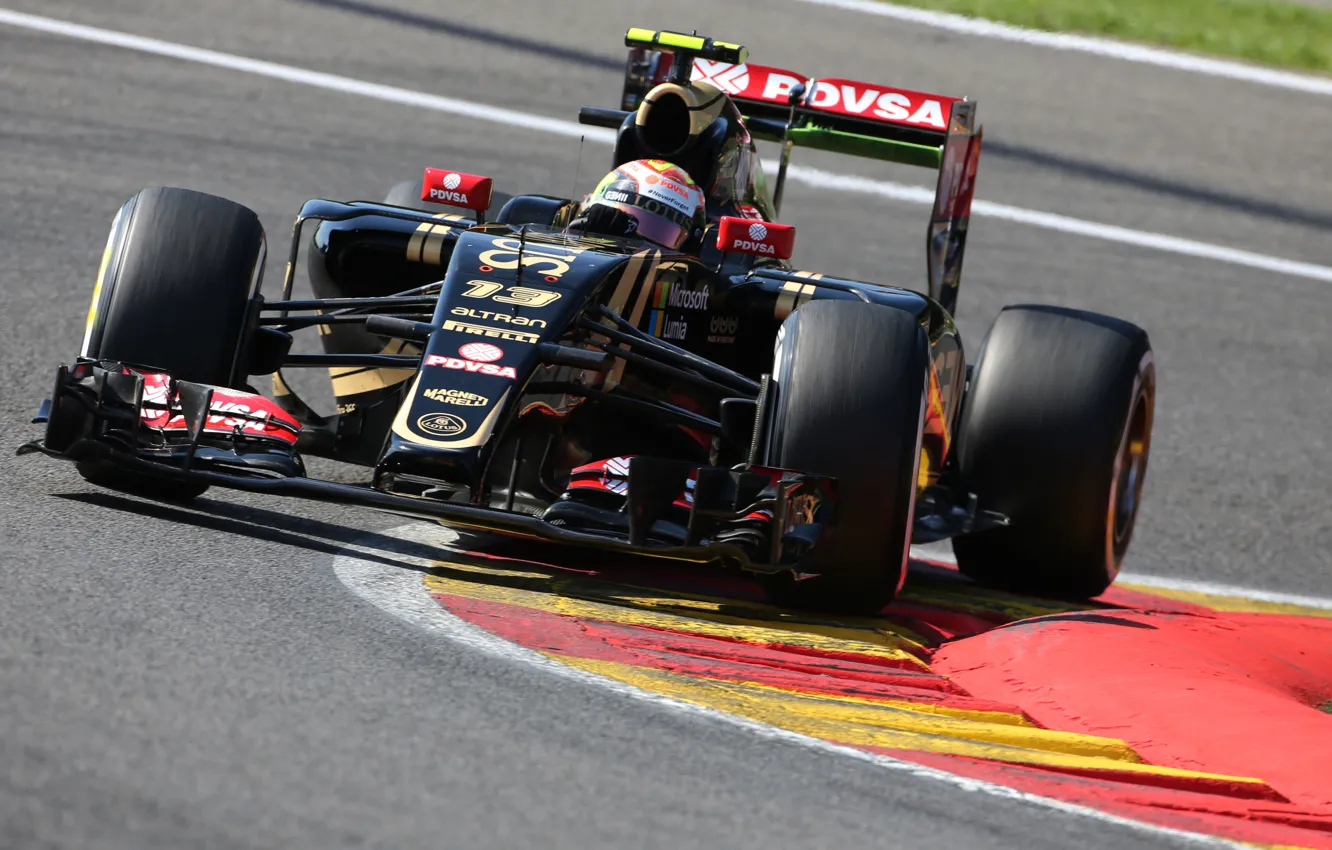 Photo wallpaper Turn, Lotus, Formula 1, Pastor Maldonado, E23