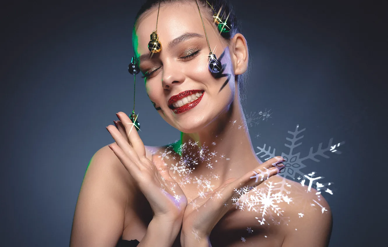 Photo wallpaper girl, face, smile, background, paint, toy, color, makeup