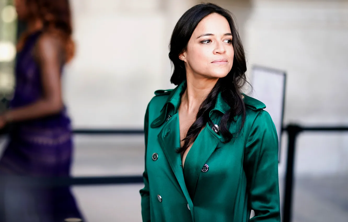 Photo wallpaper look, pose, Michelle Rodriguez, view, hair, Michelle Rodriguez, pose