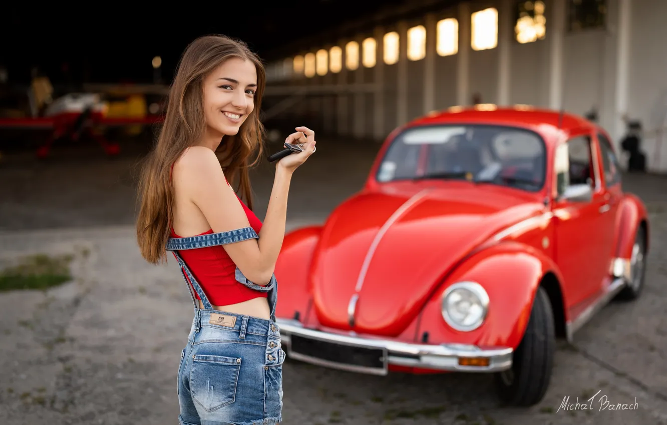 Photo wallpaper machine, auto, girl, pose, smile, shorts, hangar, Volkswagen Beetle