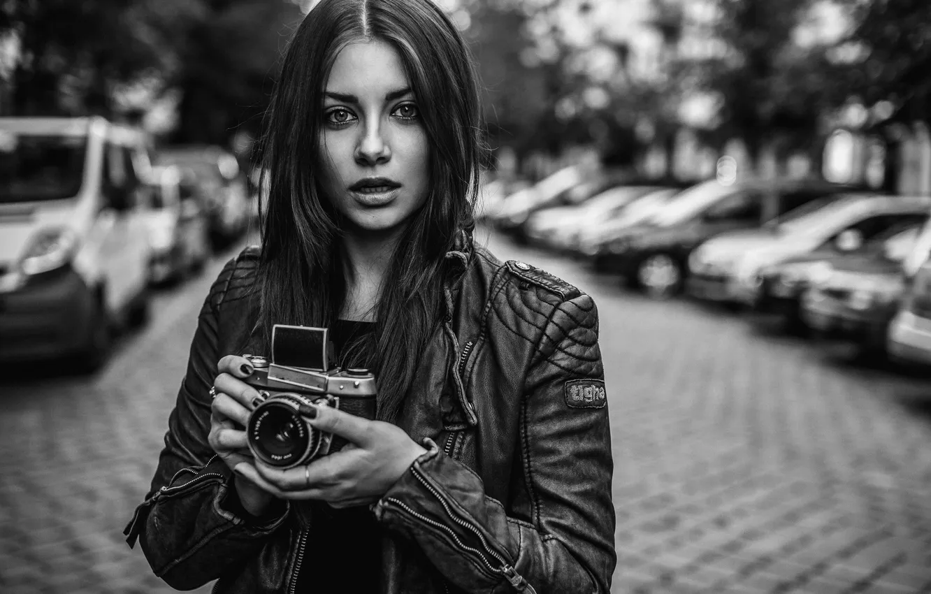 Photo wallpaper girl, street, the camera, black and white