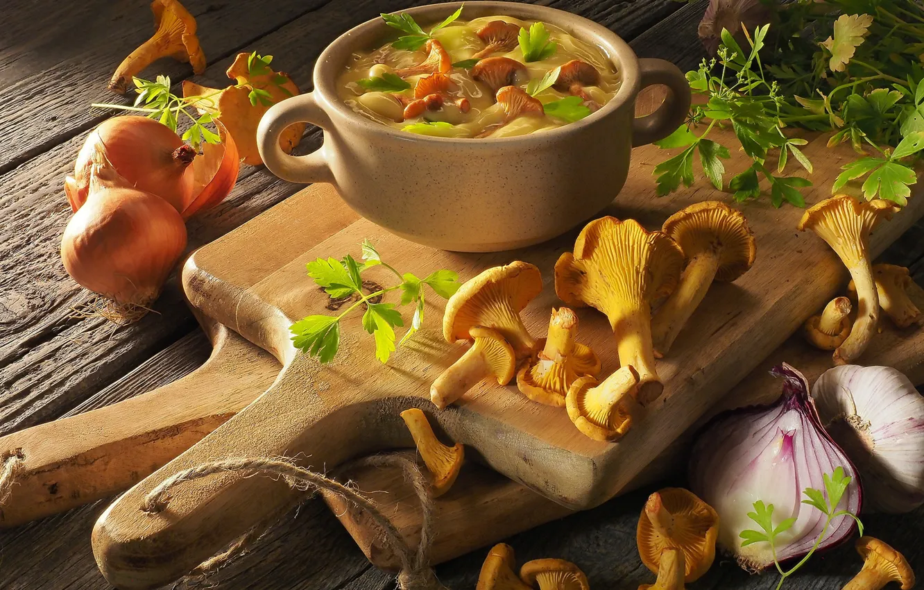 Photo wallpaper mushrooms, bow, soup, garlic, chanterelles
