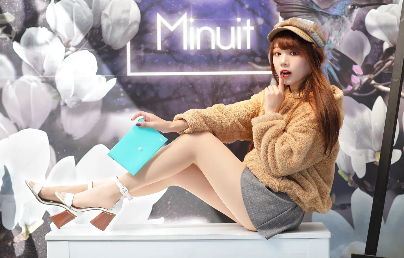 Photo wallpaper look, cap, legs, Asian, jacket