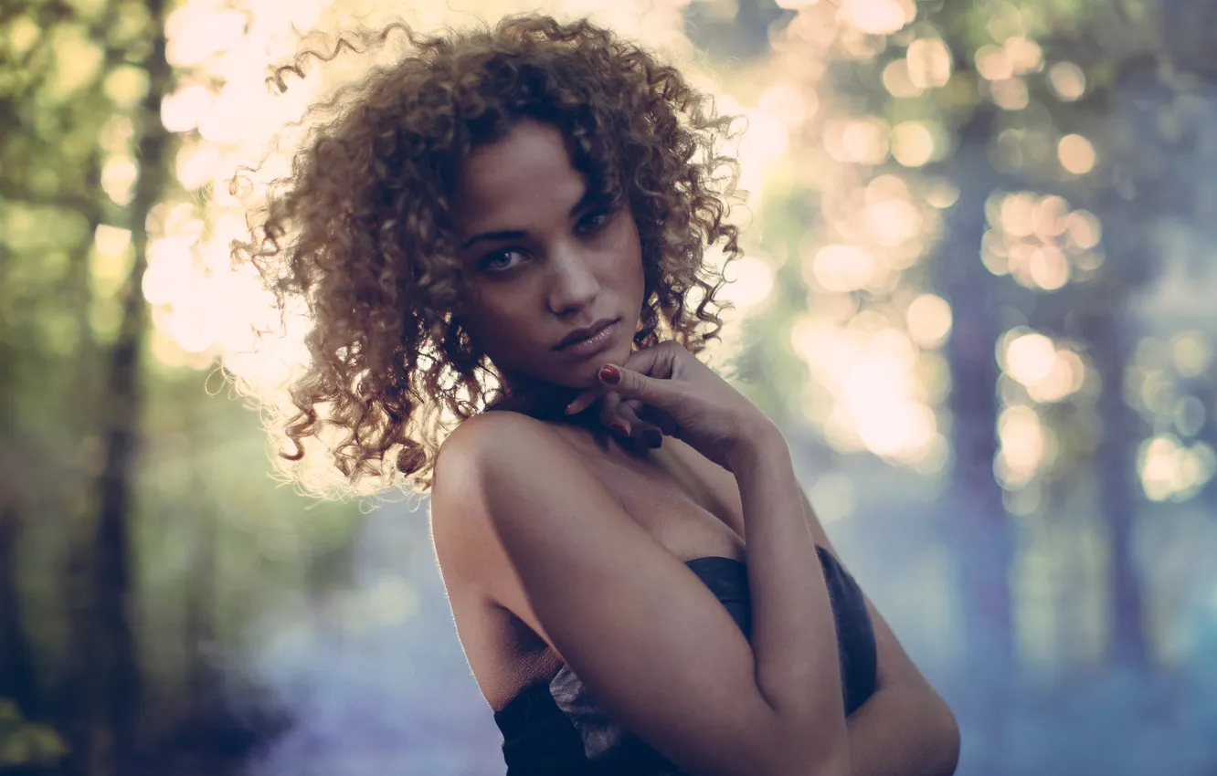 Photo wallpaper forest, eyes, hair, beauty, hands, forest, beauty, bokeh