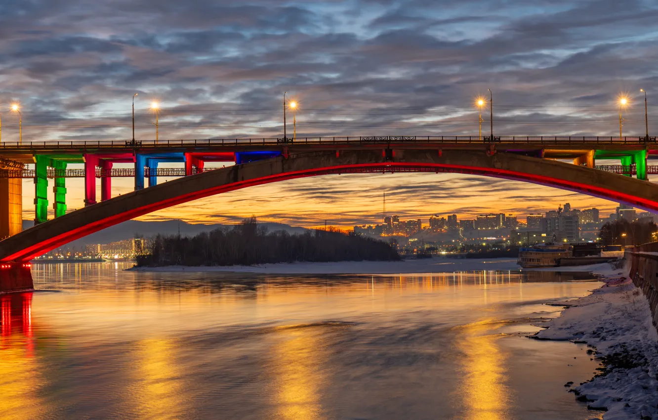 Photo wallpaper bridge, Krasnoyarsk, Enisey