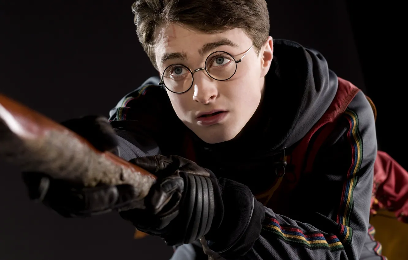 Photo wallpaper look, glasses, gloves, Harry Potter, scar, Harry Potter, Quidditch, Daniel Radcliffe