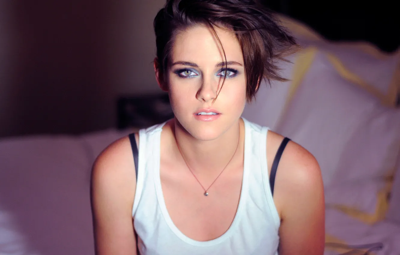 Photo wallpaper Kristen Stewart, Kristen Stewart, Byrdie