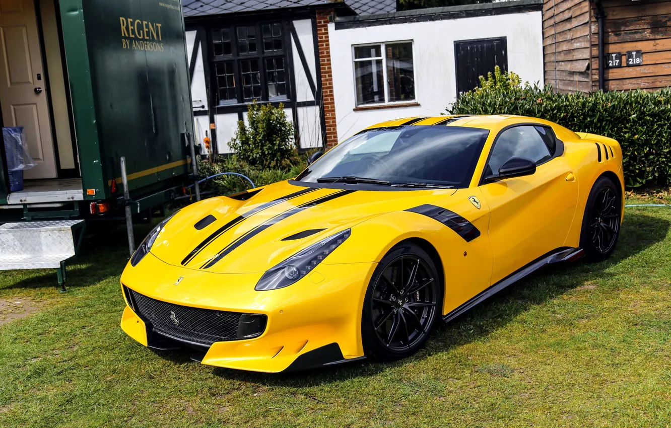 Photo wallpaper Ferrari, F12, yard, TDF