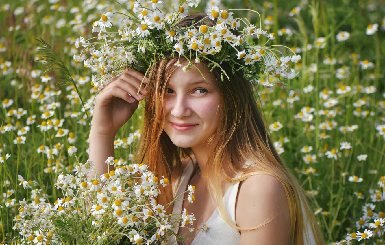 Photo wallpaper field, summer, look, girl, flowers, nature, pose, smile