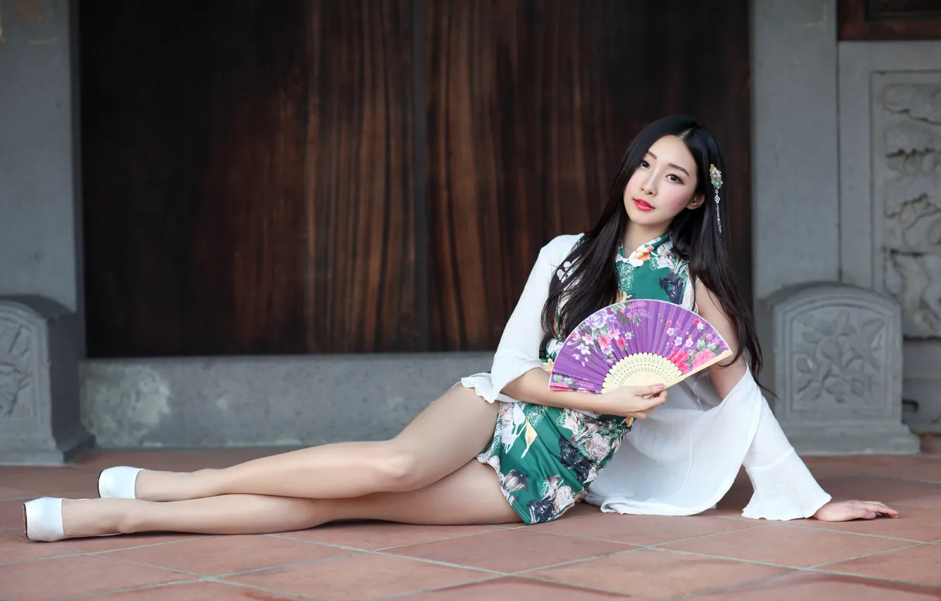 Photo wallpaper look, pose, model, portrait, makeup, figure, dress, brunette