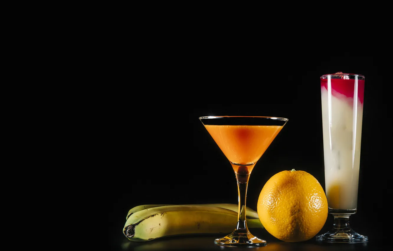 Photo wallpaper glass, glass, bananas, cocktail, the dark background, elsin