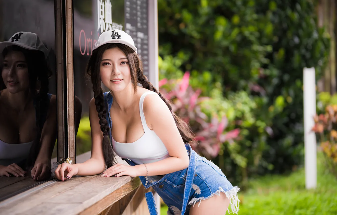 Photo wallpaper look, Mike, braid, cap, Asian