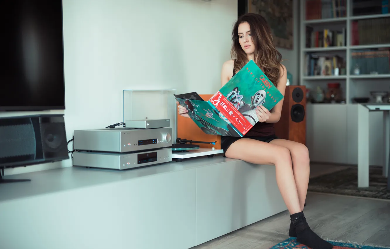 Photo wallpaper face, music, room, model, record, Clear