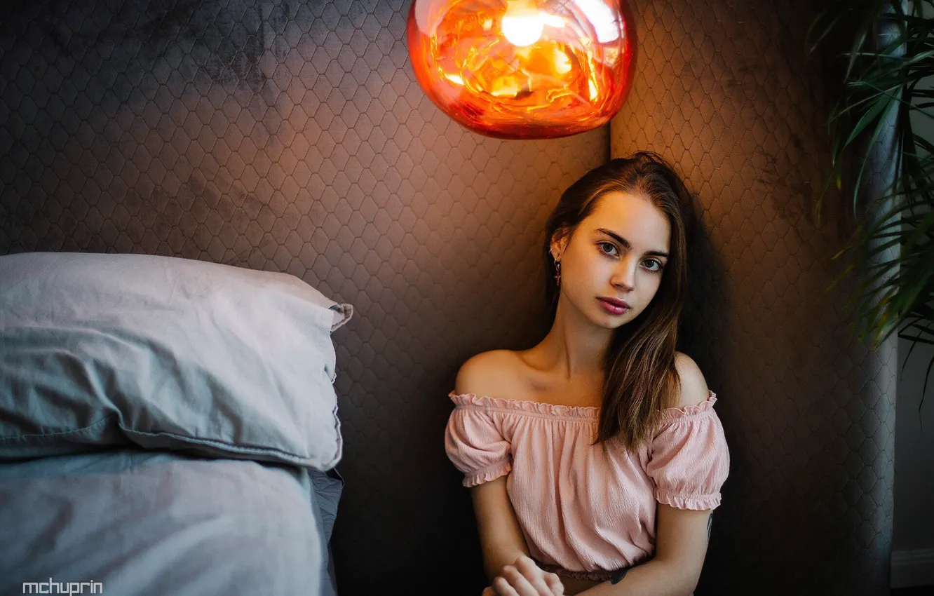Photo wallpaper look, light, Girl, sitting, shoulders, Maksim Chuprin, Ksenia Mute
