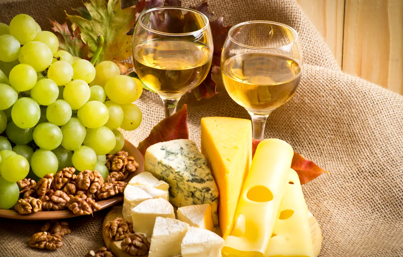 Photo wallpaper leaves, wine, glass, cheese, grapes, nuts, wine, nuts