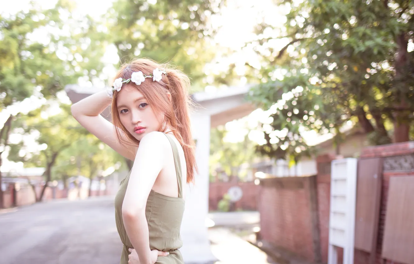 Photo wallpaper girl, hairstyle, red, Asian