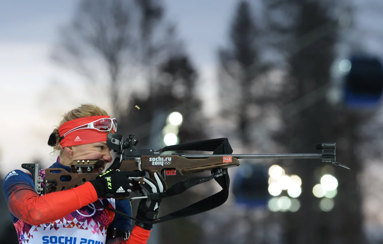 Photo wallpaper look, shot, Russia, rifle, Russia, biathlon, women's, Sochi 2014