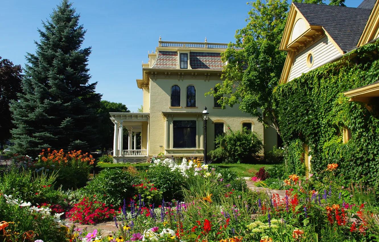 Photo wallpaper flowers, house, Villa, garden