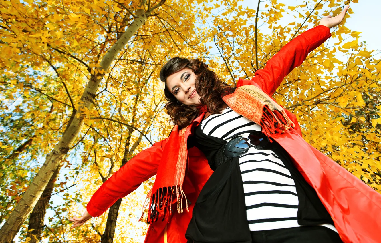 Photo wallpaper look, girl, trees, joy, nature, foliage, positive, brown hair