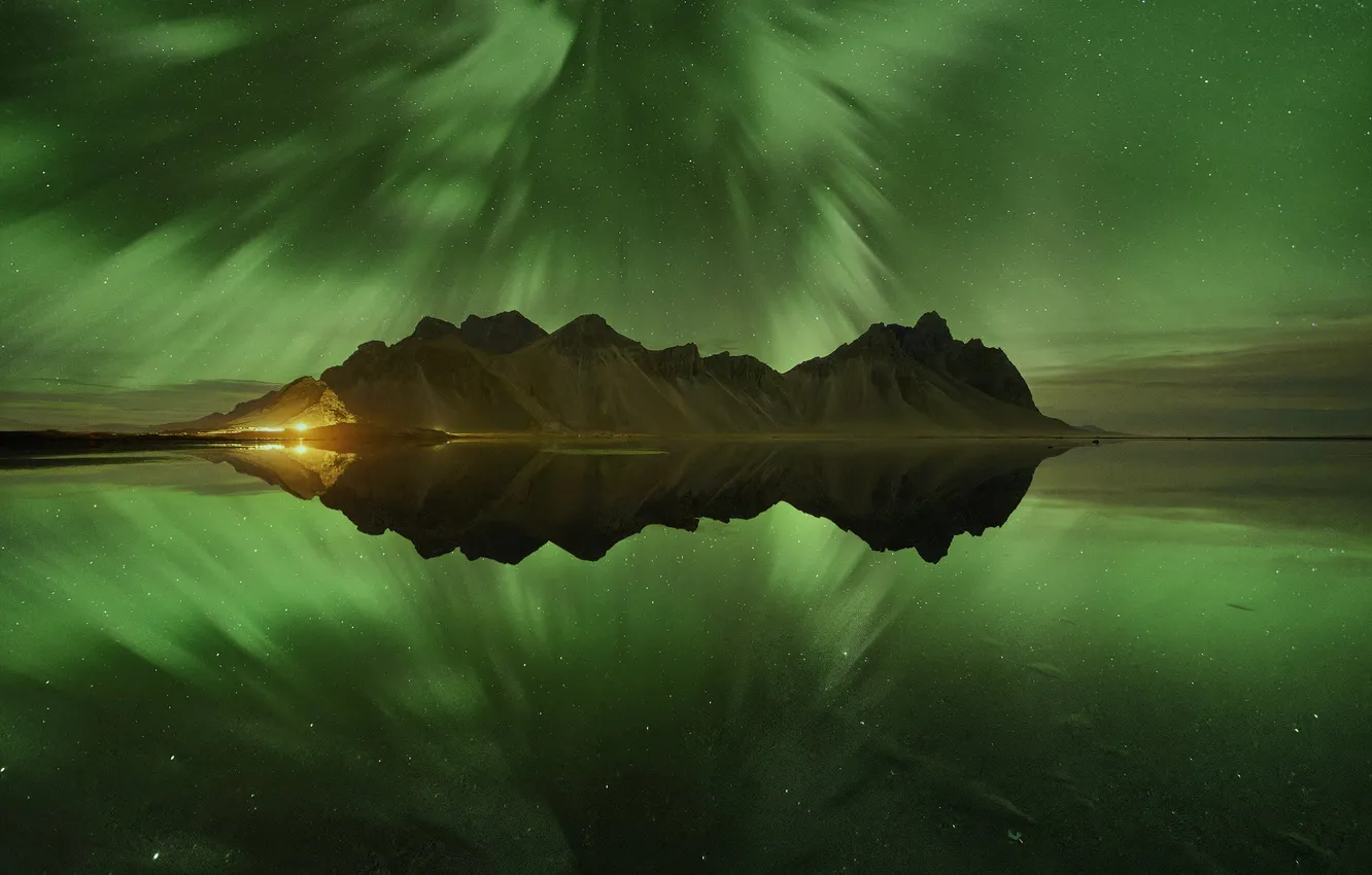 Photo wallpaper landscape, mountains, lake, reflection, Northern lights