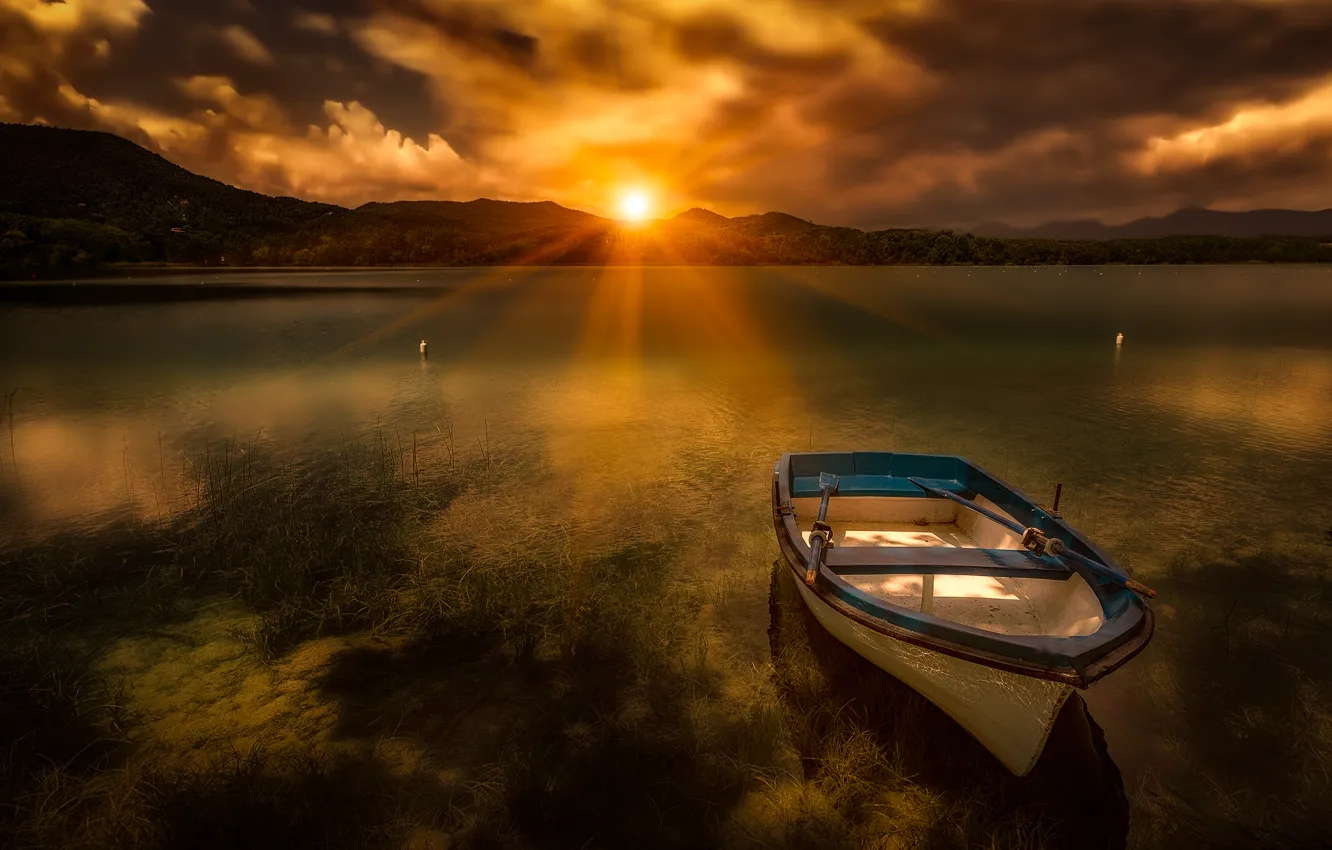 Photo wallpaper sunset, mountains, lake, boat, Spain, Spain, Catalonia, Catalonia