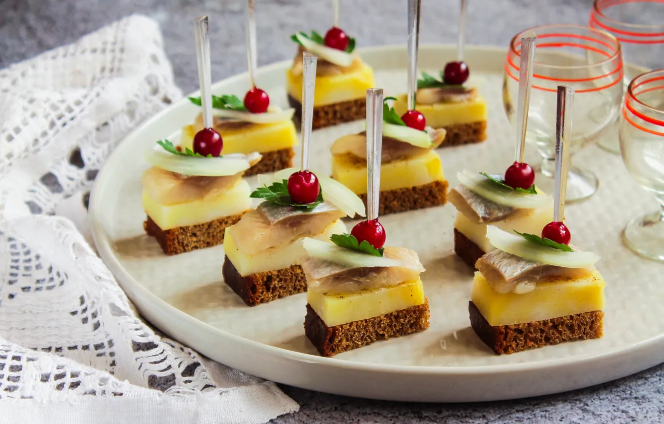 Photo wallpaper potatoes, canapés, cranberry, herring