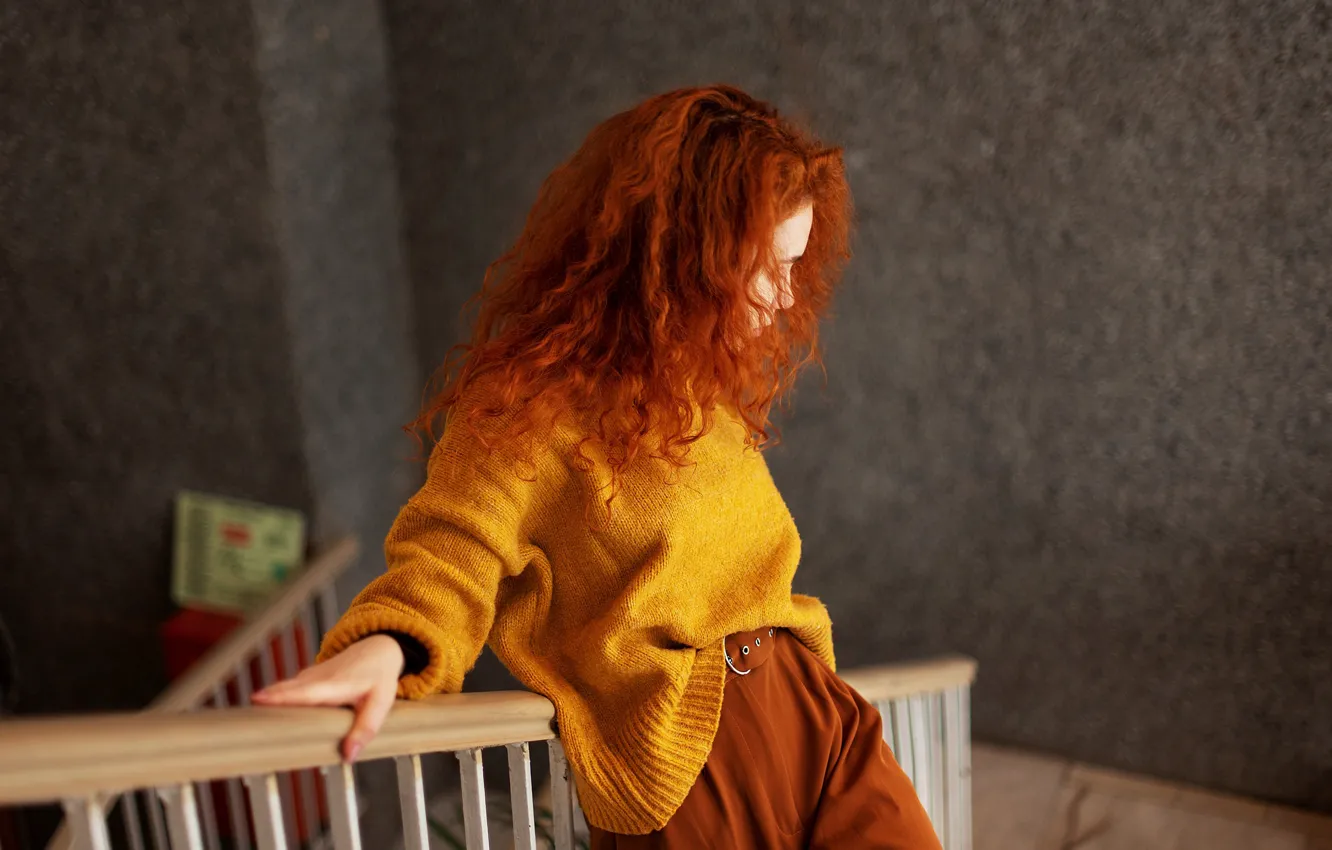Photo wallpaper redhead, curls, sweater, Juliana Naidenova