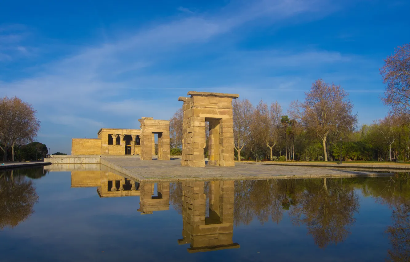 Photo wallpaper the sky, trees, pond, Park, Egypt, Spain, Madrid, the temple of Debod