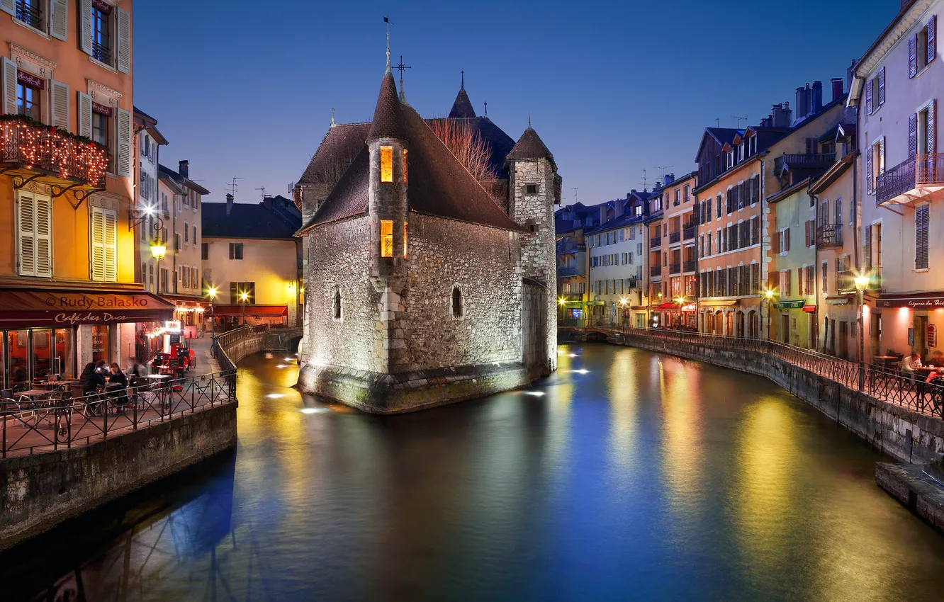 Photo wallpaper the sky, night, lights, river, France, home, channel, Annecy