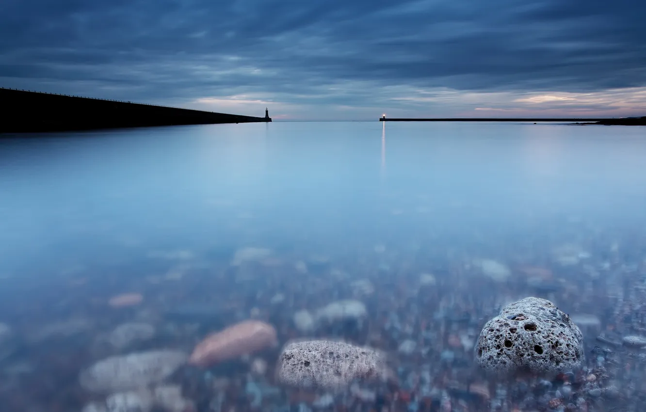 Photo wallpaper sea, the sky, water, stones, lighthouse, England, minimalism, excerpt