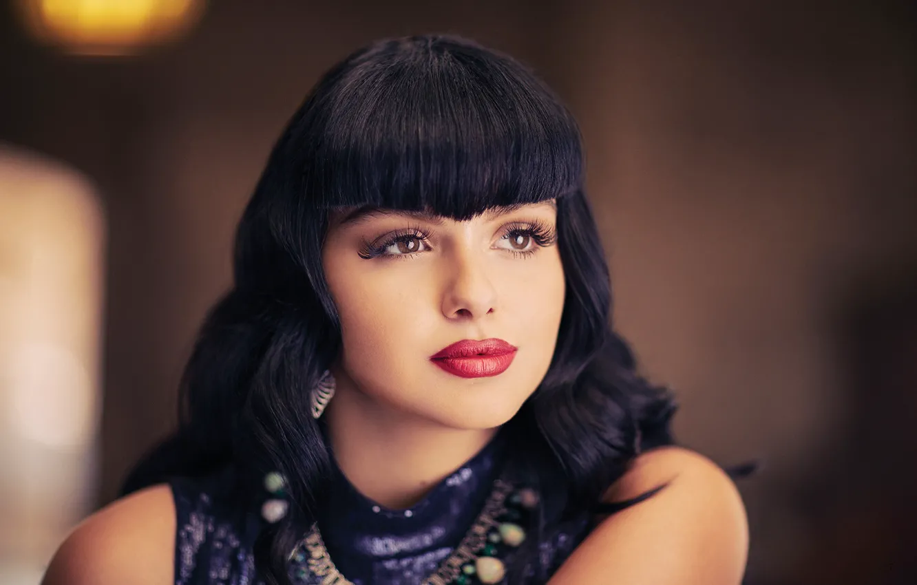Photo wallpaper look, girl, face, makeup, Ariel Winter