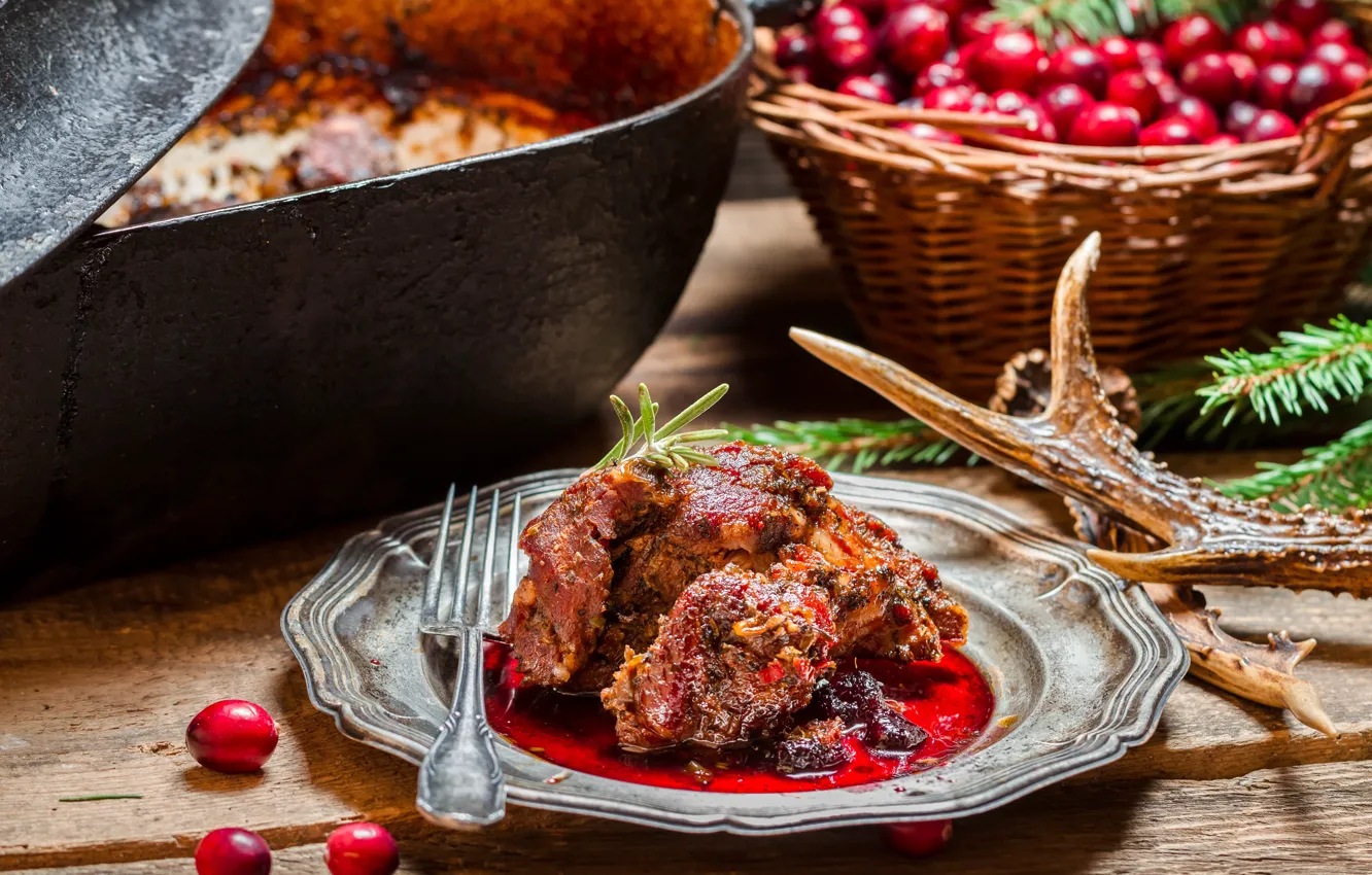 Photo wallpaper branches, berries, basket, meat, cranberries, Kazan