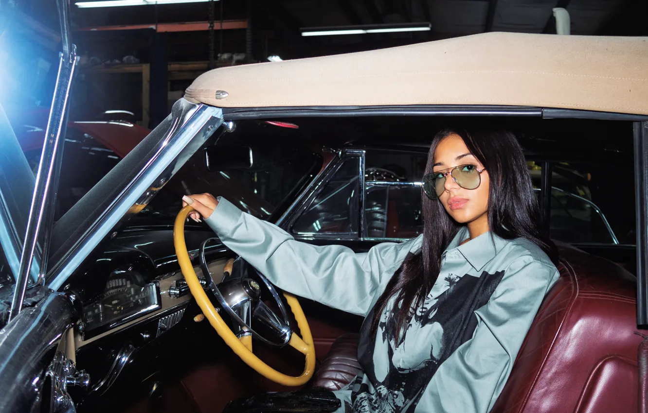 Photo wallpaper machine, auto, look, girl, pose, brunette, glasses, Christopher Rankin