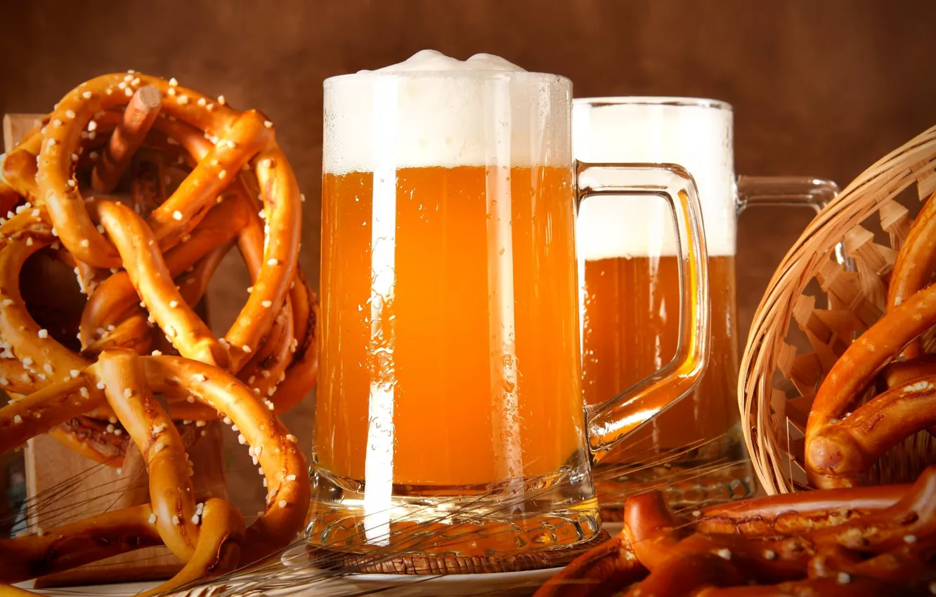 Photo wallpaper glass, beer, pretzel