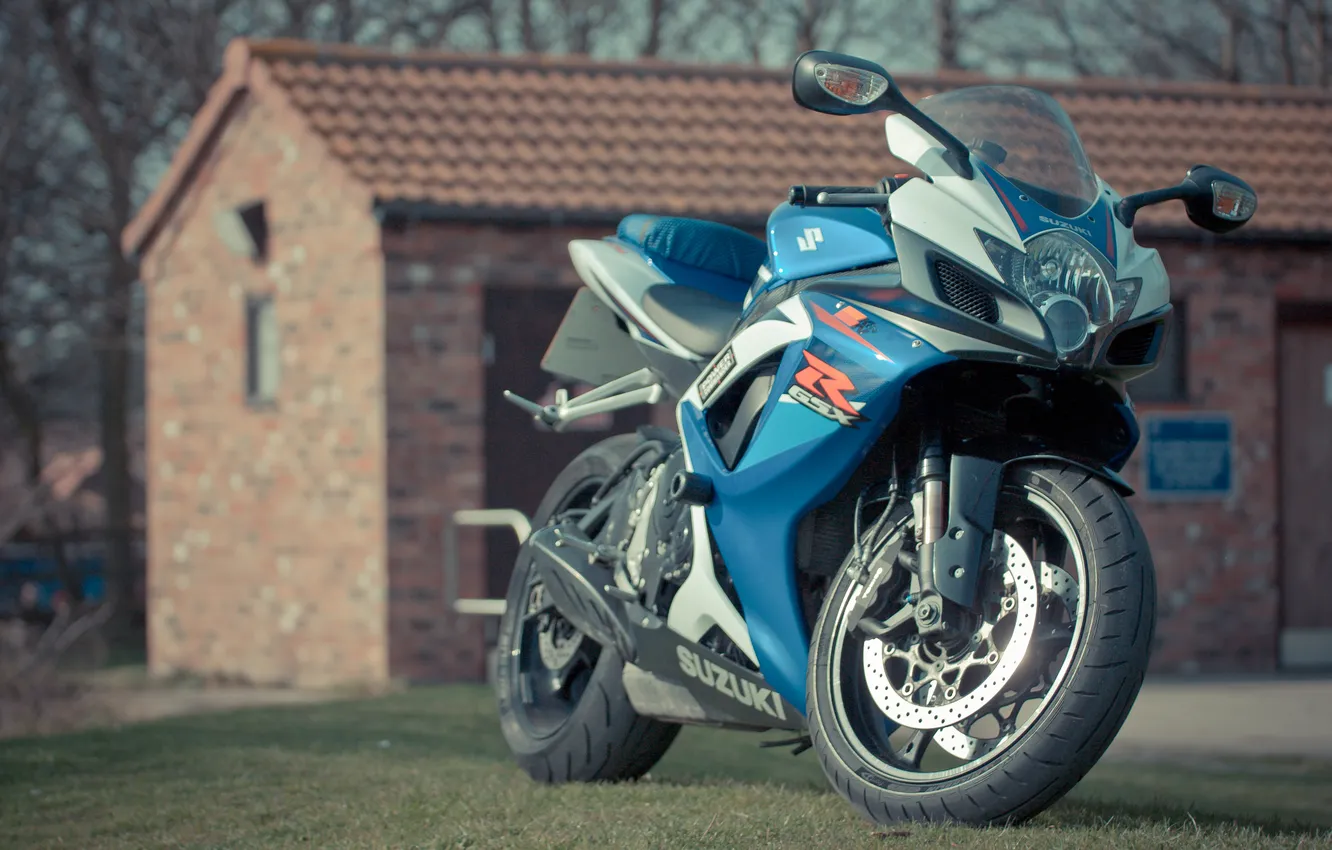 Photo wallpaper trees, blue, building, motorcycle, suzuki, blue, Suzuki, gsx-r750