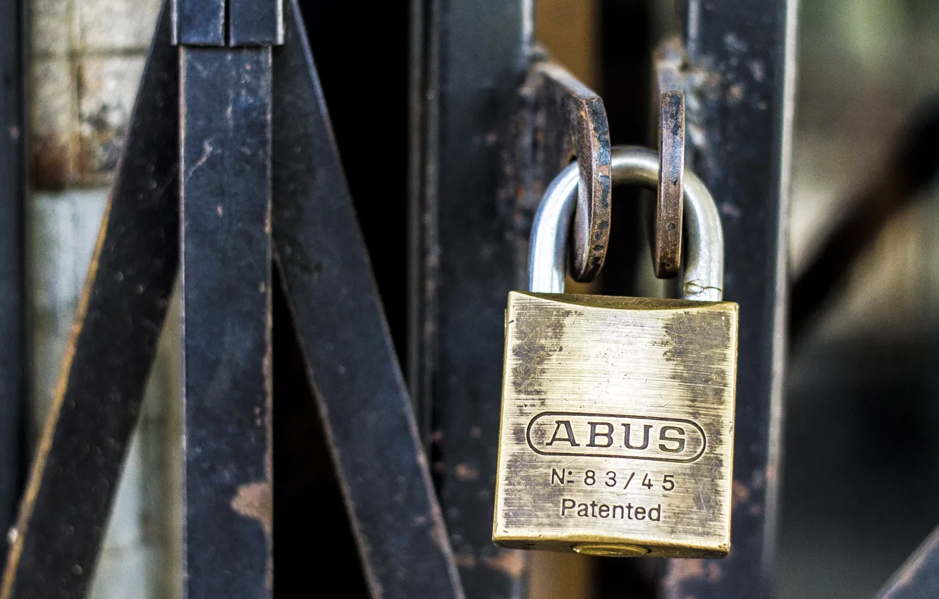 Photo wallpaper metal, paint, steel, door, padlock, Bronze