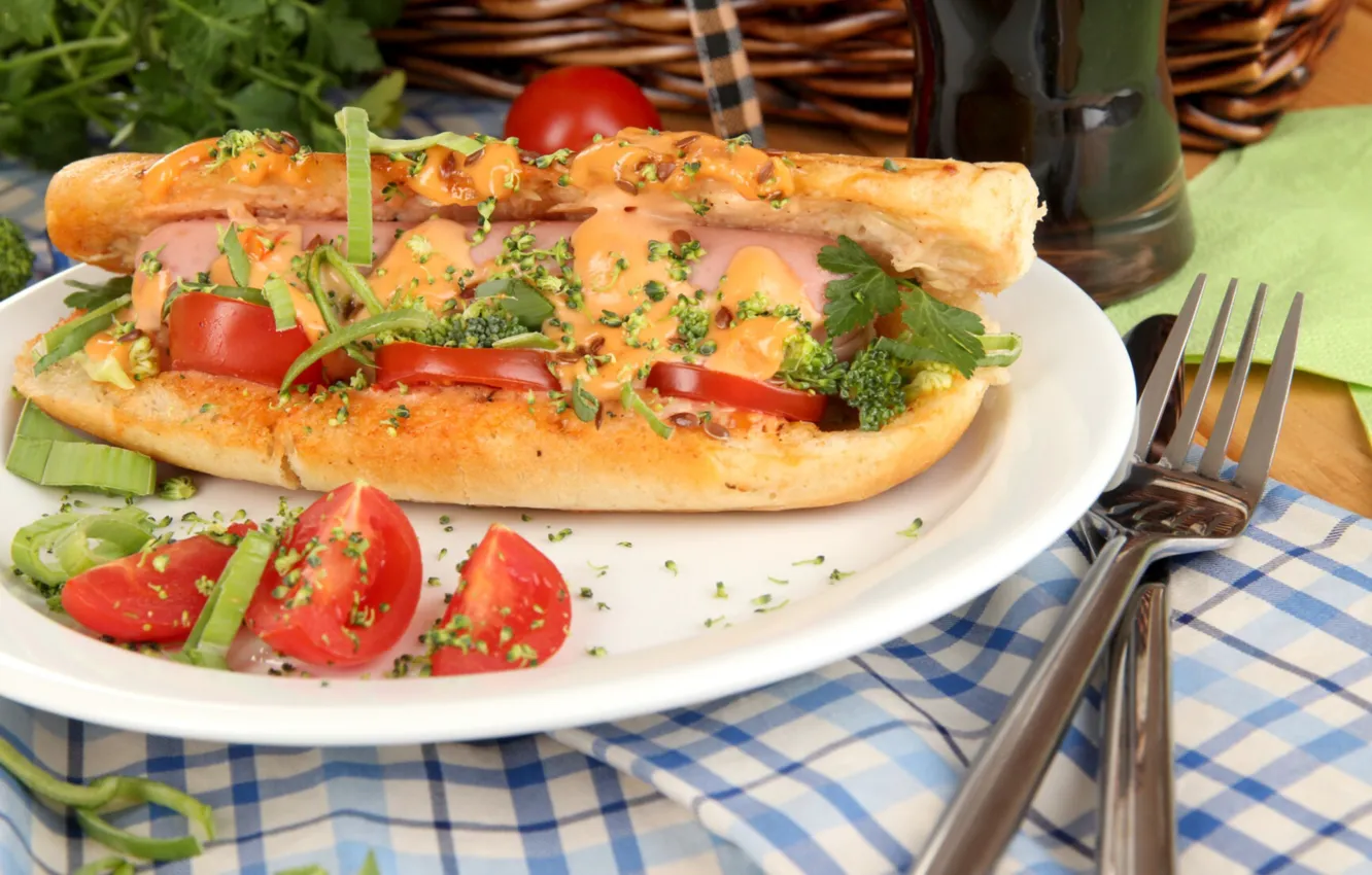 Photo wallpaper sausage, tomatoes, sauce, hot dog