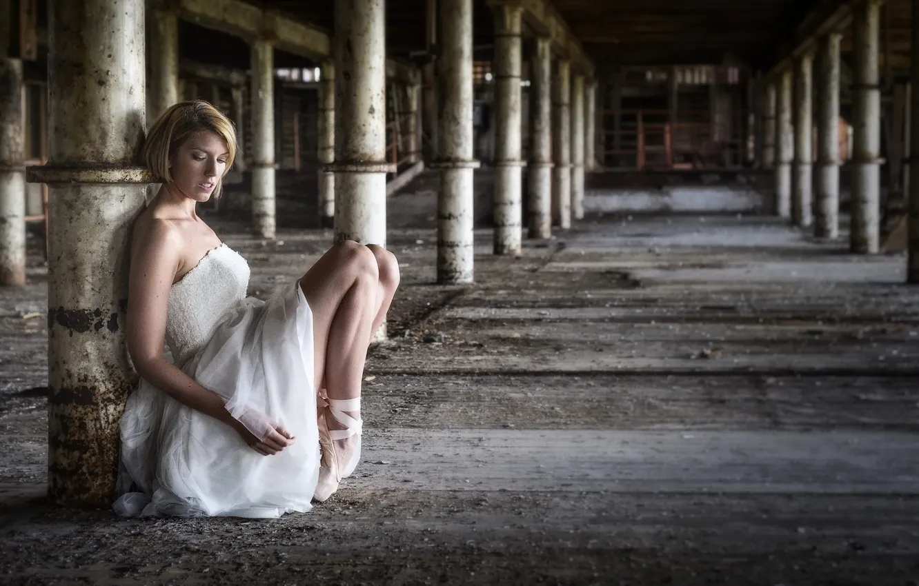 Photo wallpaper girl, pose, background