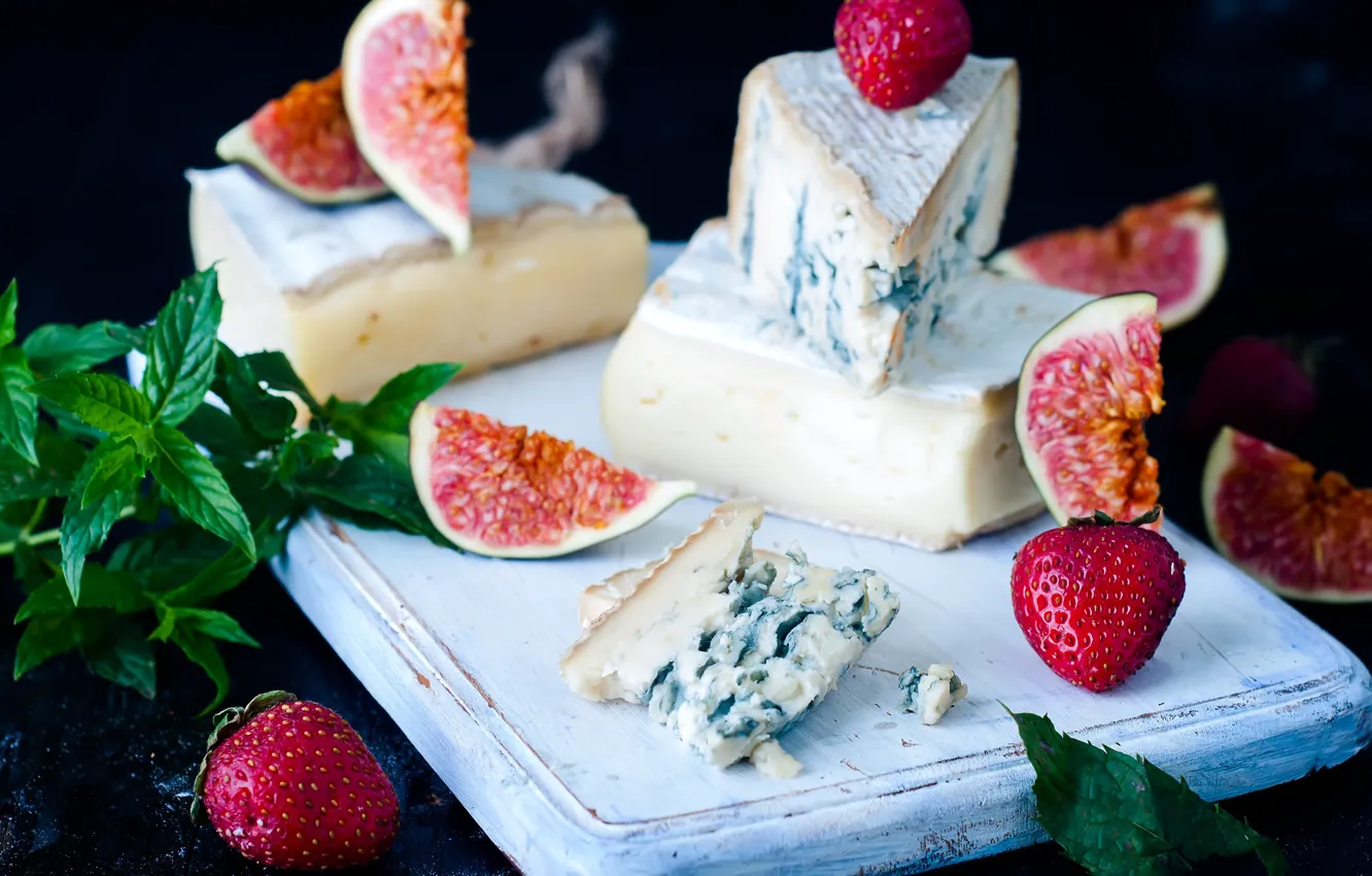 Photo wallpaper cheese, strawberry, mint, figs
