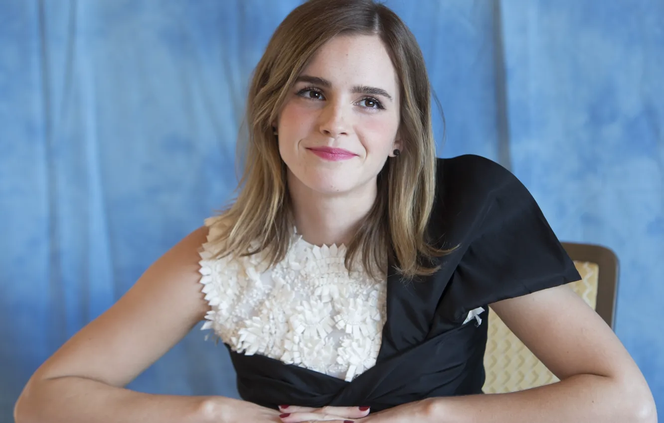Photo wallpaper Emma Watson, Emma Watson, Beauty and the Beast, at the press conference of the film, …
