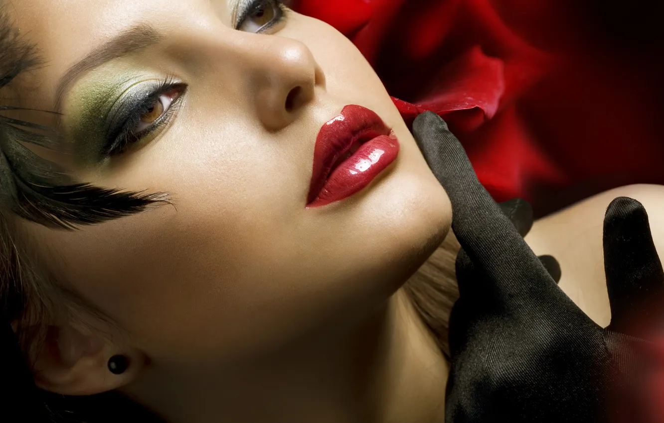 Photo wallpaper eyes, girl, face, feathers, hands, makeup, lips