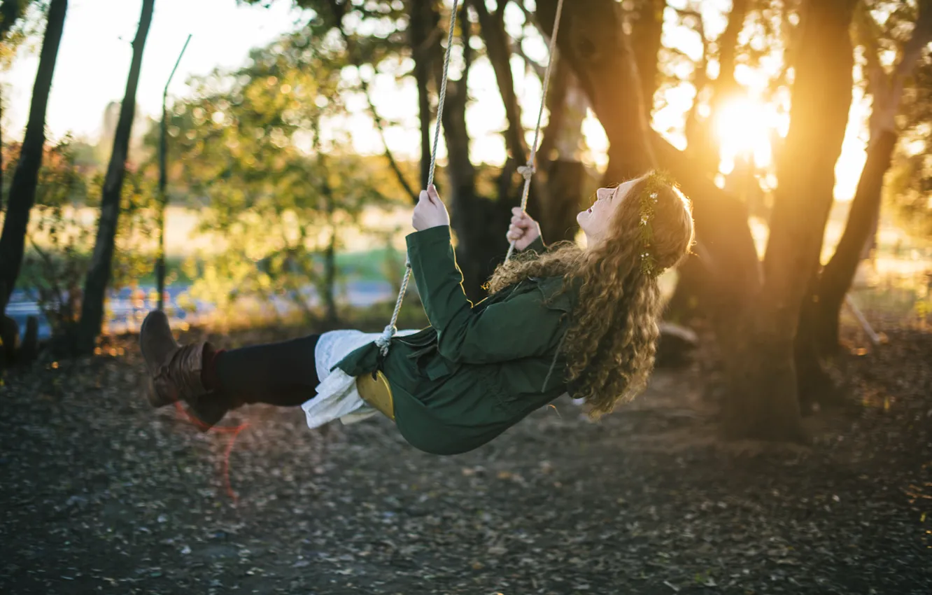 Photo wallpaper girl, the sun, swing, curls
