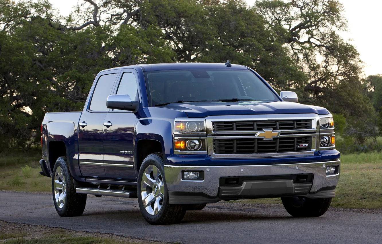 Photo wallpaper Chevrolet, large, car, the front, Crew Cab, Silverado, Z71, powerful